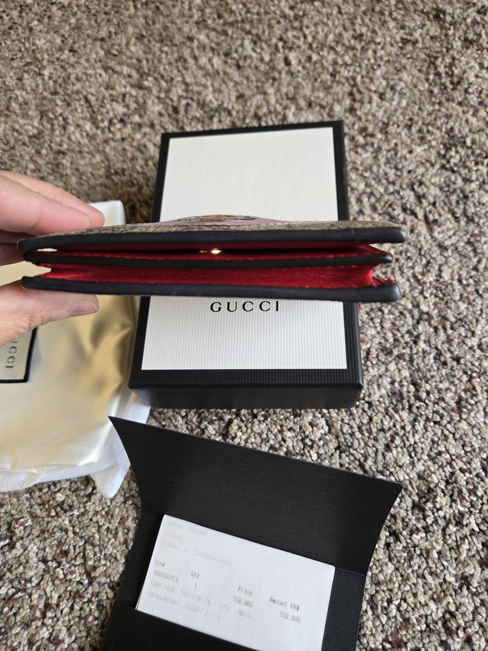 Gucci GG Supreme Cat Canvas Wallet in Pink - Picture 7 of 9